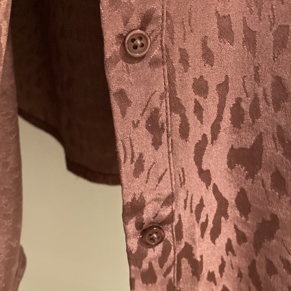 Paige 100% silk blouse - Picture 7 of 9